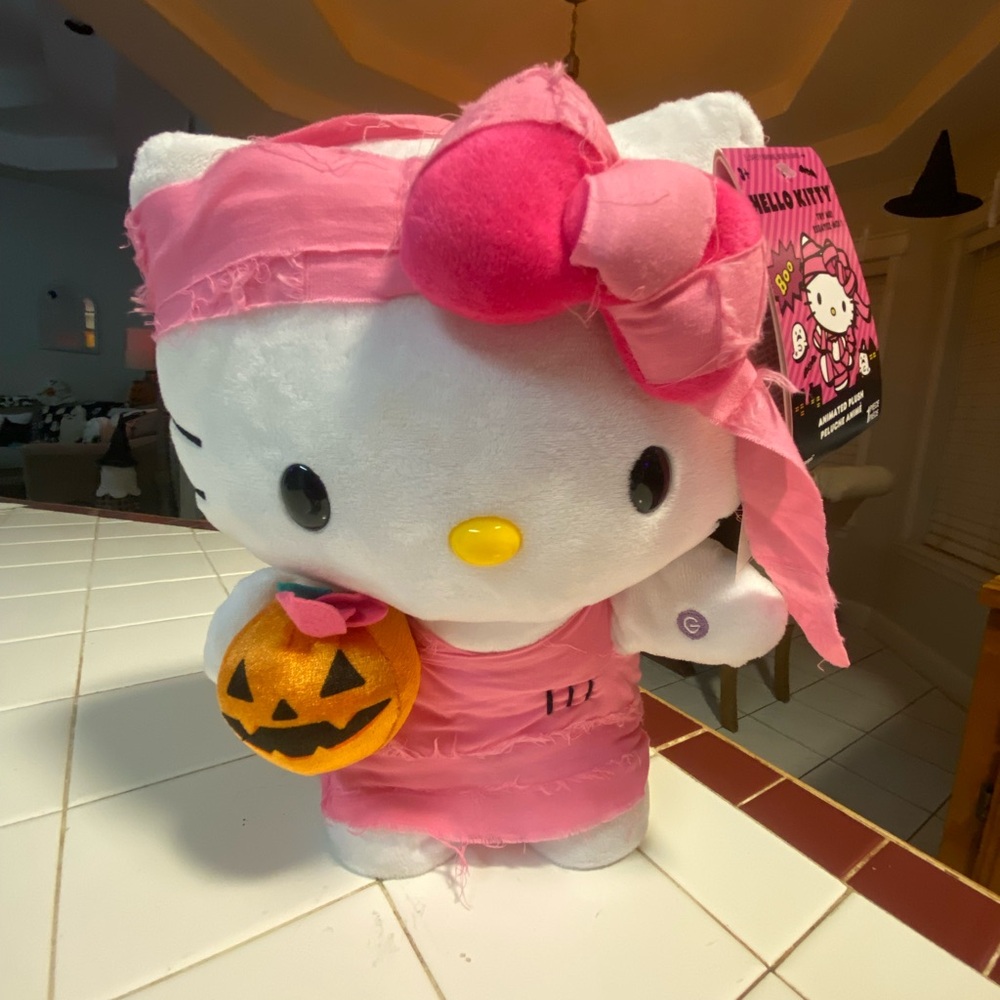 NWT Hello Kitty Viral Tik-Tok Stepper/Dancing Zombie
